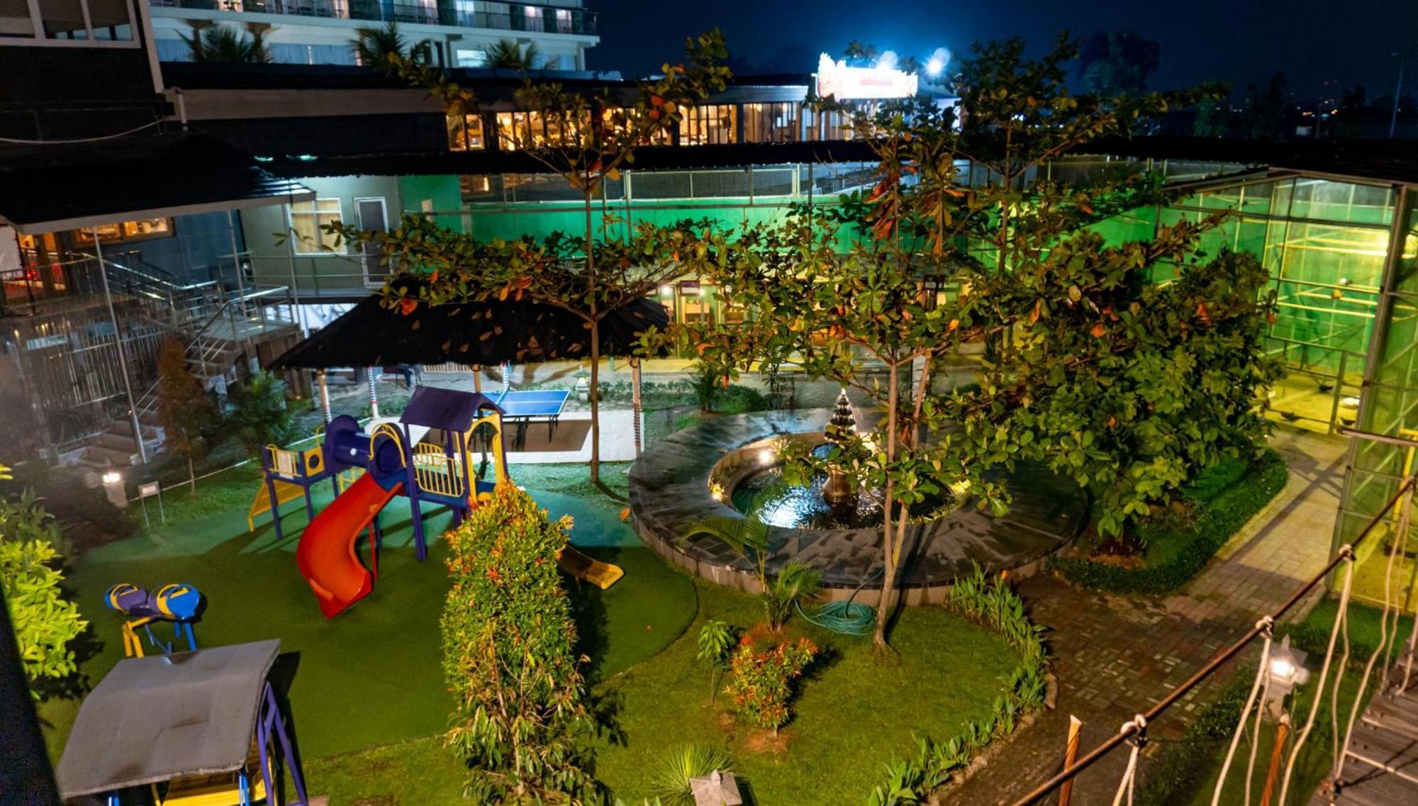 Grand Sunshine Resort & Convention Soreang Extérieur photo