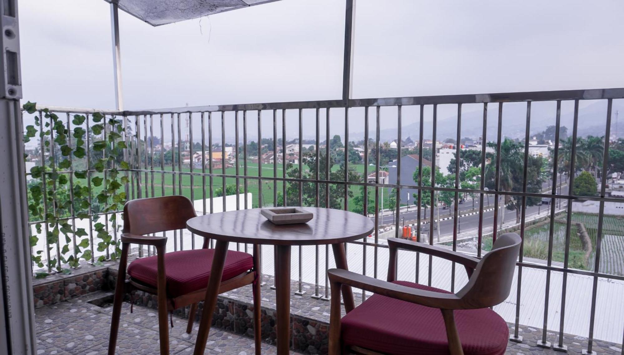 Grand Sunshine Resort & Convention Soreang Extérieur photo