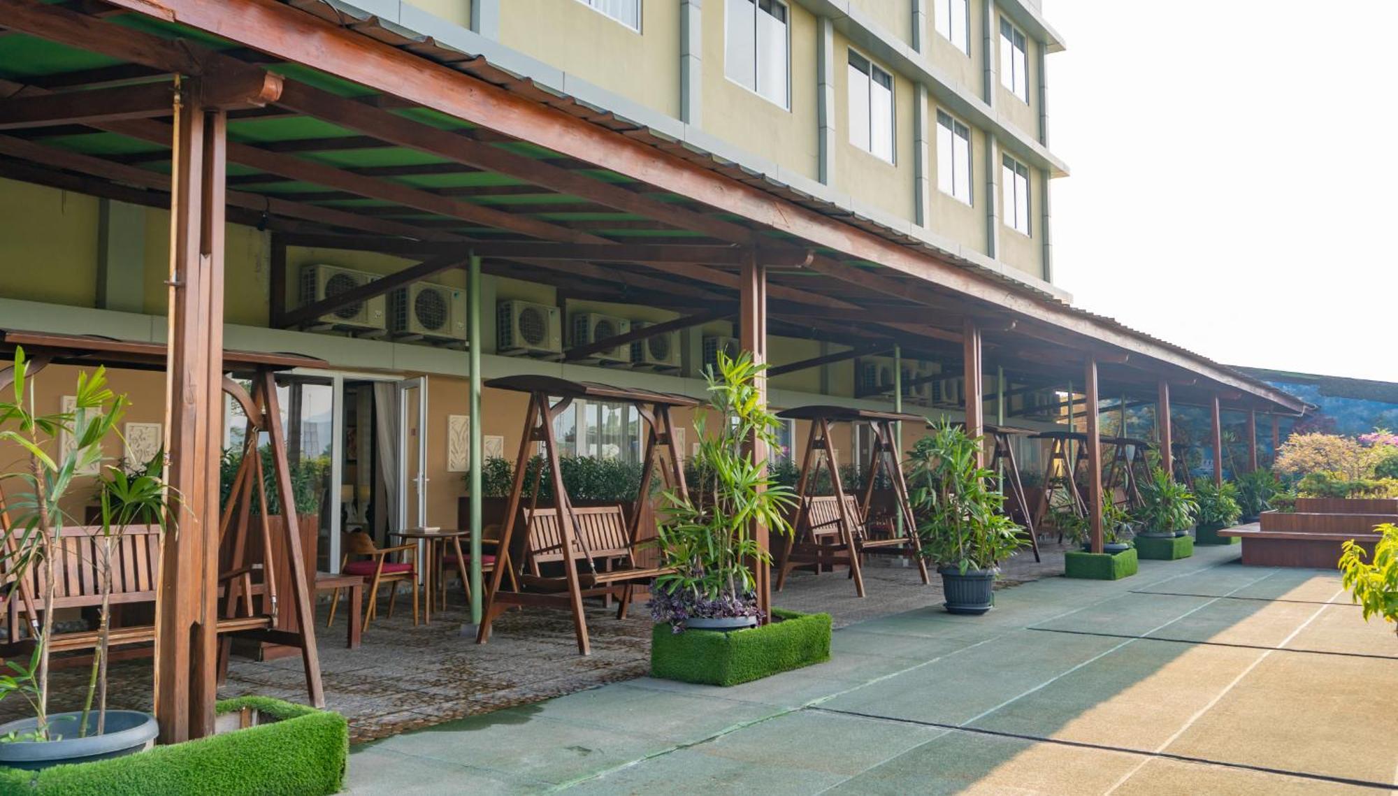 Grand Sunshine Resort & Convention Soreang Extérieur photo