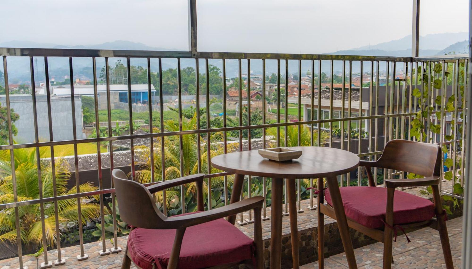Grand Sunshine Resort & Convention Soreang Extérieur photo