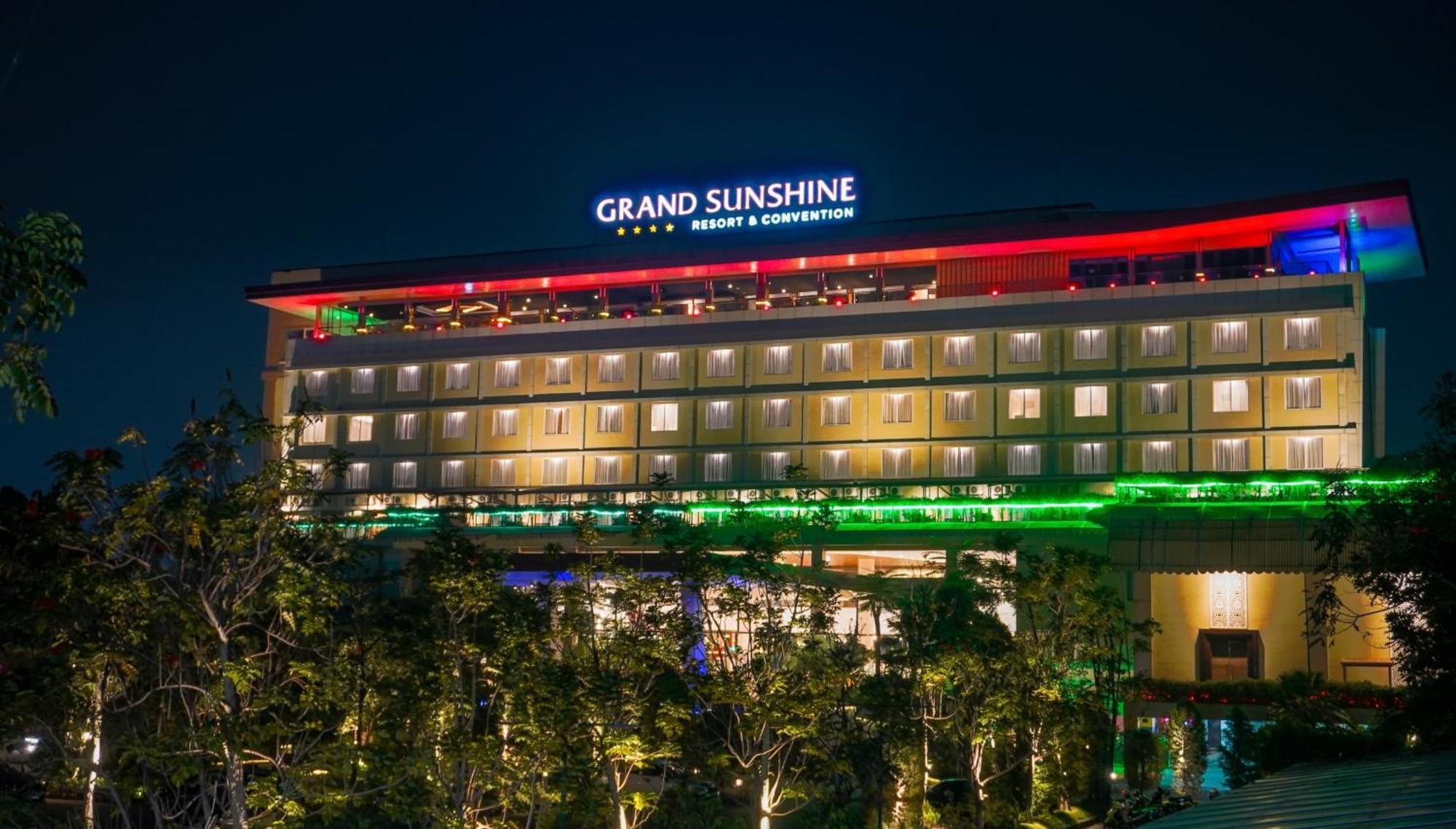 Grand Sunshine Resort & Convention Soreang Extérieur photo