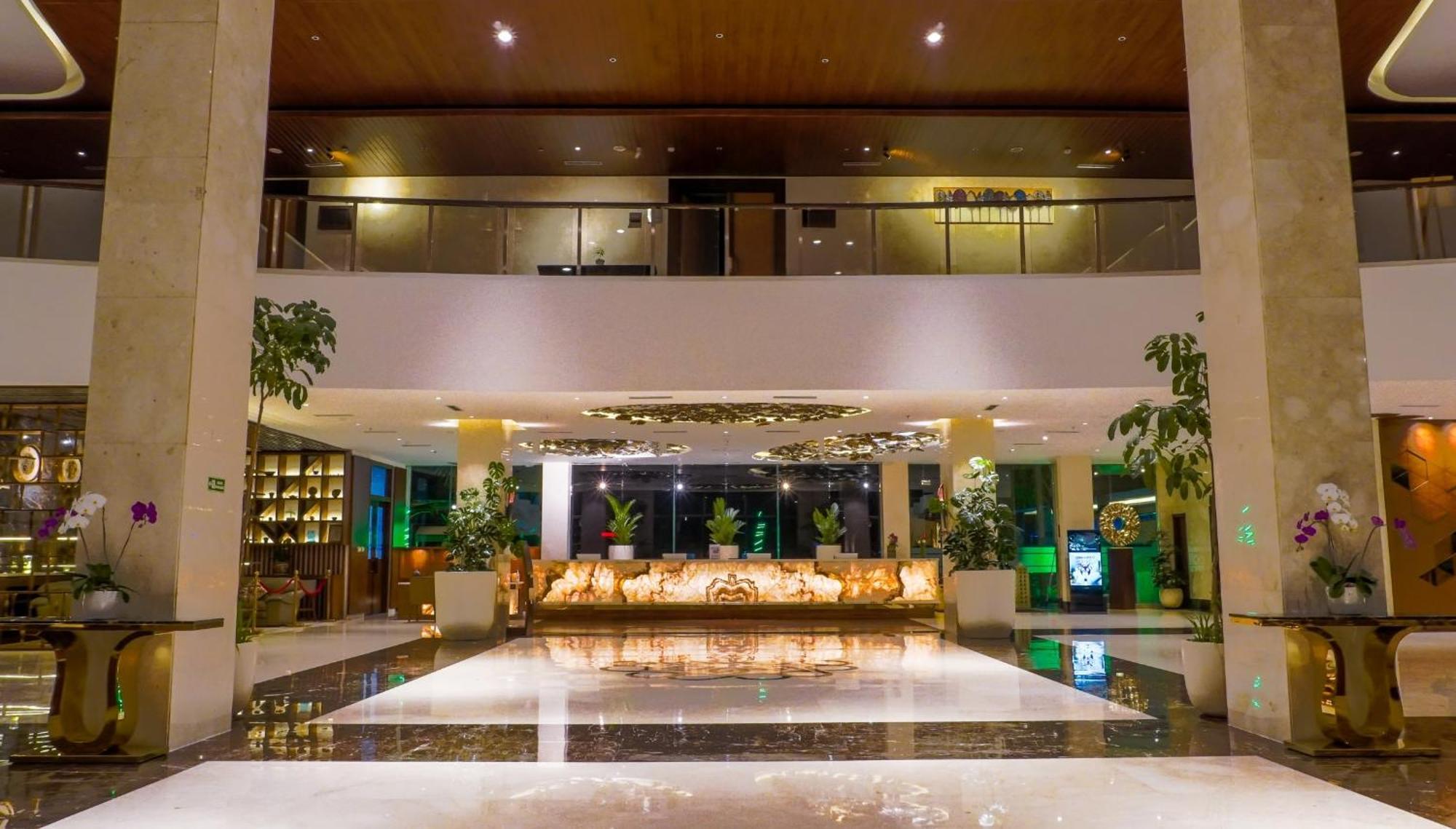 Grand Sunshine Resort & Convention Soreang Extérieur photo